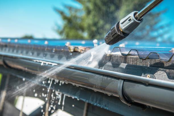 Best Sidewalk Pressure Washing  in Hart, MI